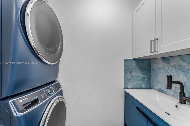 Building Photo - 9030 SW 162nd St