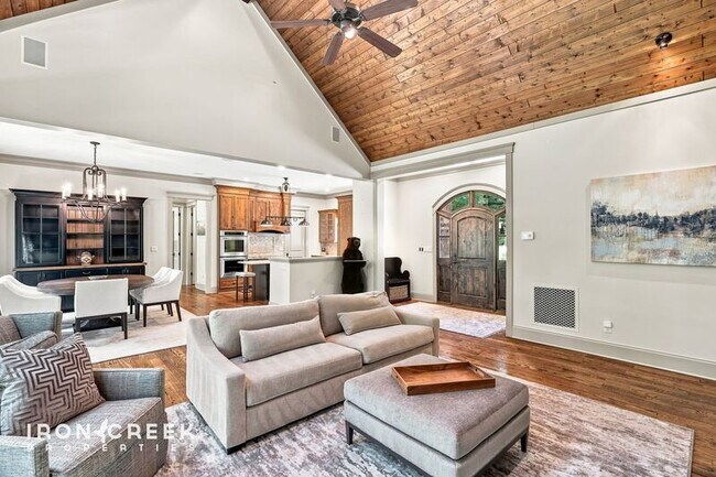 Building Photo - 2 Cherokee Orchard Ct