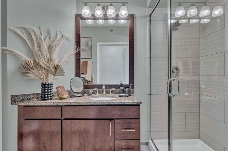 Building Photo - 313 E Ohio St