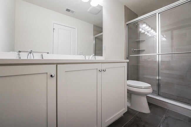 Building Photo - 22 Silent Nest Wy