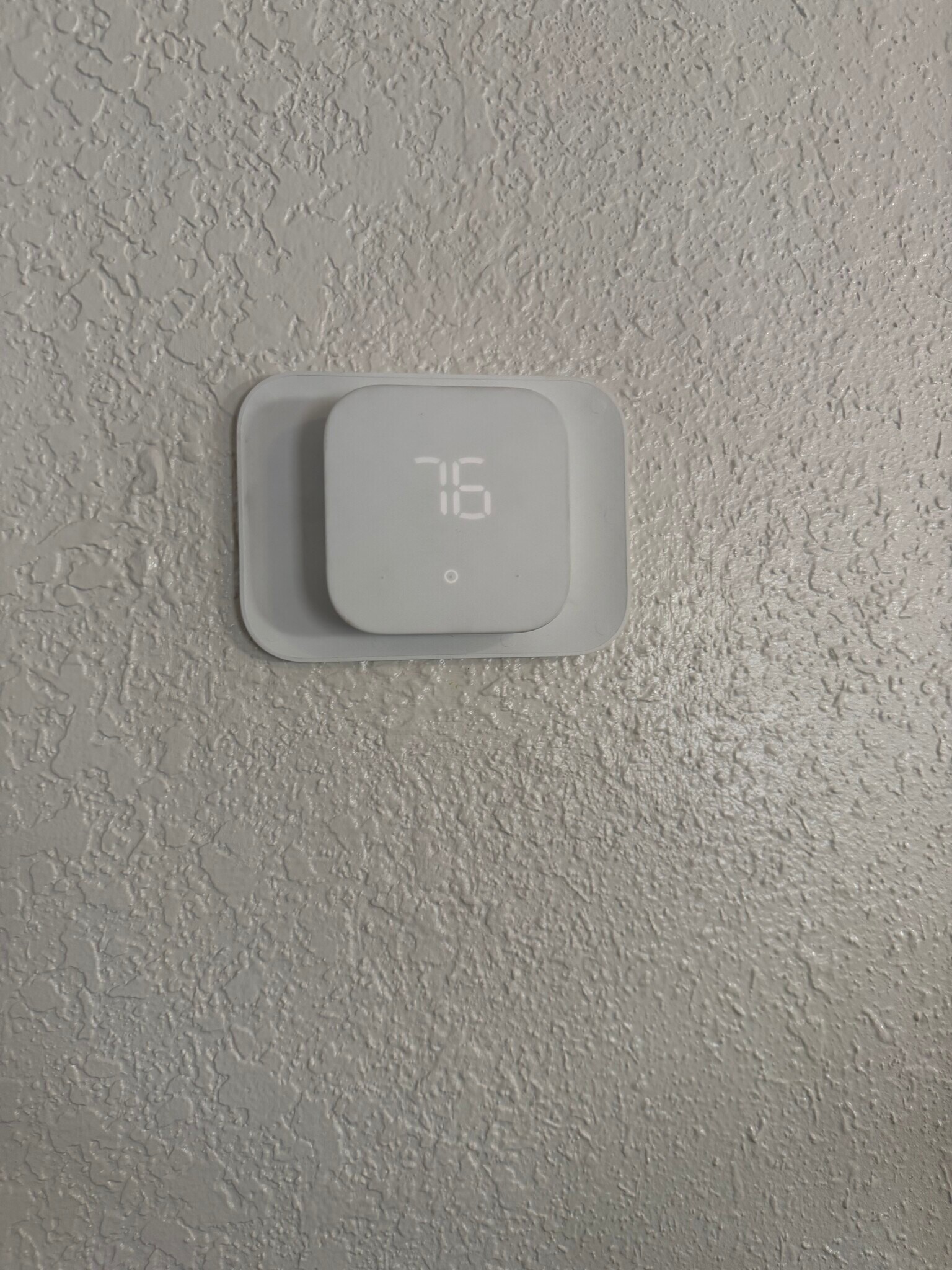 Building Photo - 203 W Crest Ave