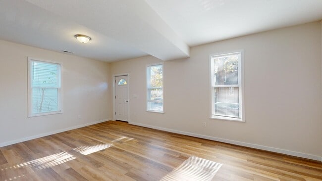 Building Photo - IMMACULATE - Clark / Fulton Area - 3 Bedrooms - 3 Baths - Single Family Home