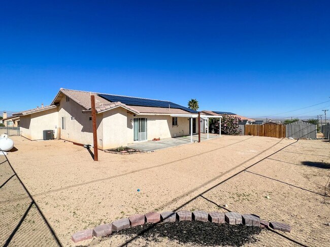 Building Photo - MOVE IN SPECIAL: $200 OFF FIRST MONTHS RENT!*