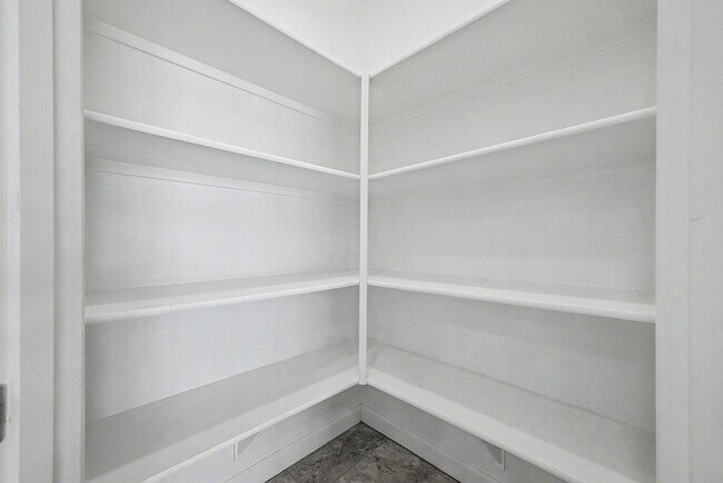 Building Photo - 30731 Monterey Cir
