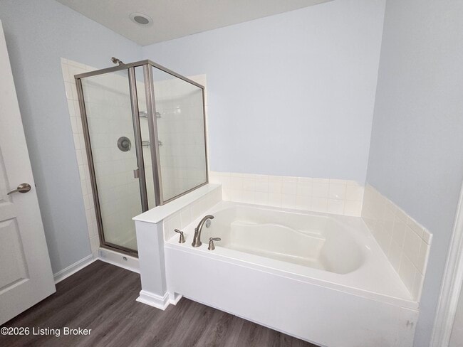 Building Photo - 272 St Regis Dr