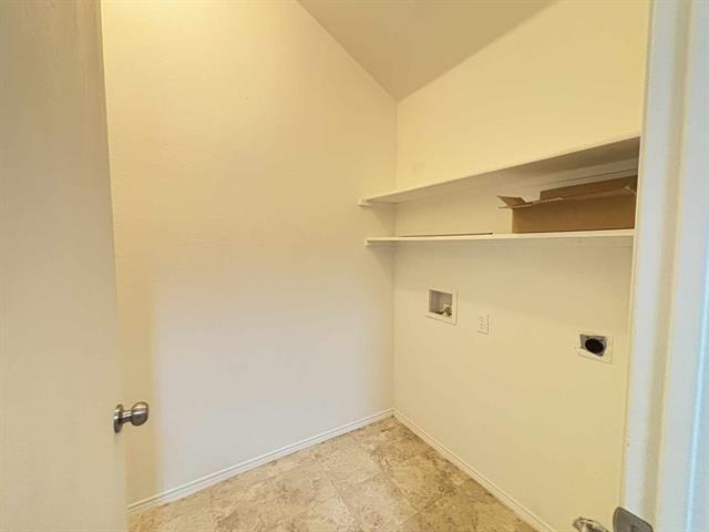 Building Photo - 830 W Colony Dr