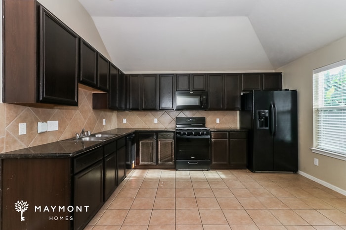 Building Photo - 1015 Bahia Vista Dr