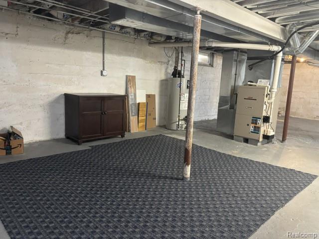 Building Photo - 1064 Lakeview St