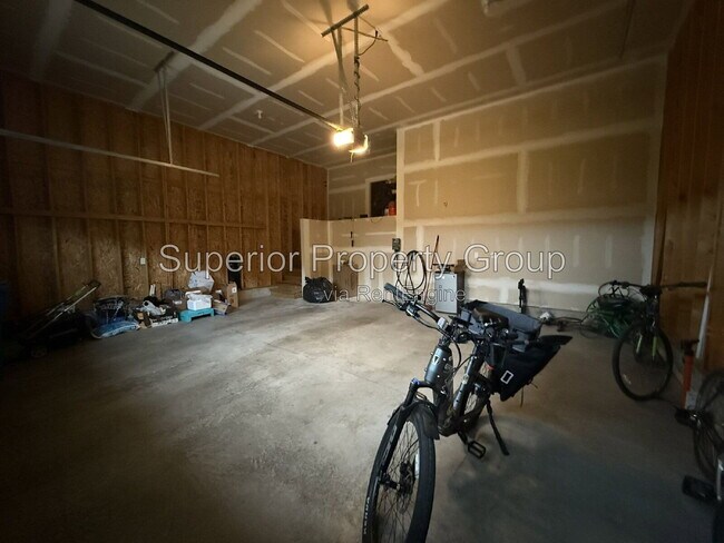 Building Photo - 2865 Endive Dr