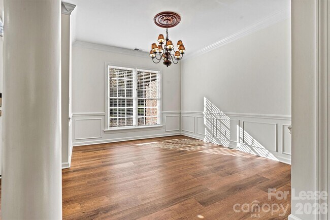 Building Photo - 8937 McDiarmid Ln