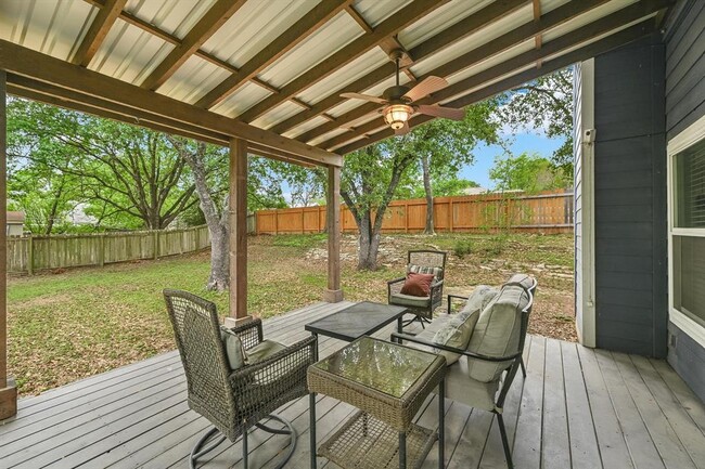 Building Photo - 1407 Atterbury Ln
