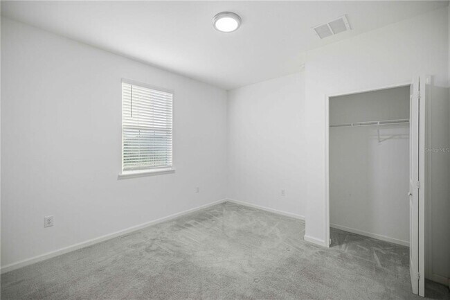 Building Photo - 3492 NE 38th Ln
