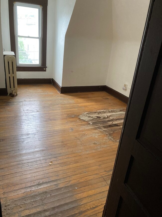 Building Photo - Chandler