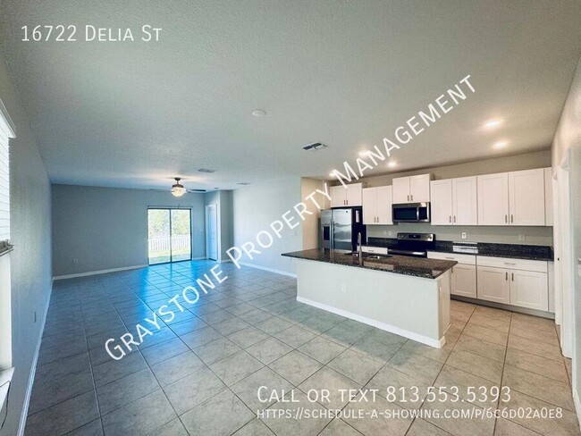 Building Photo - 16722 Delia St
