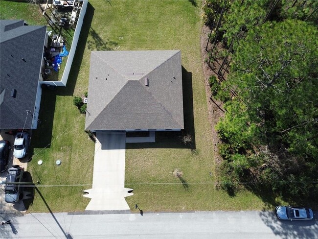 Building Photo - 32 Ramrock Ln