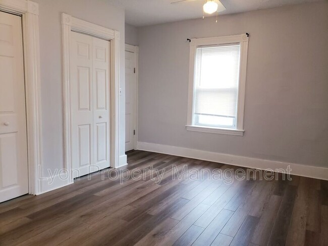 Building Photo - 276 Hunt St