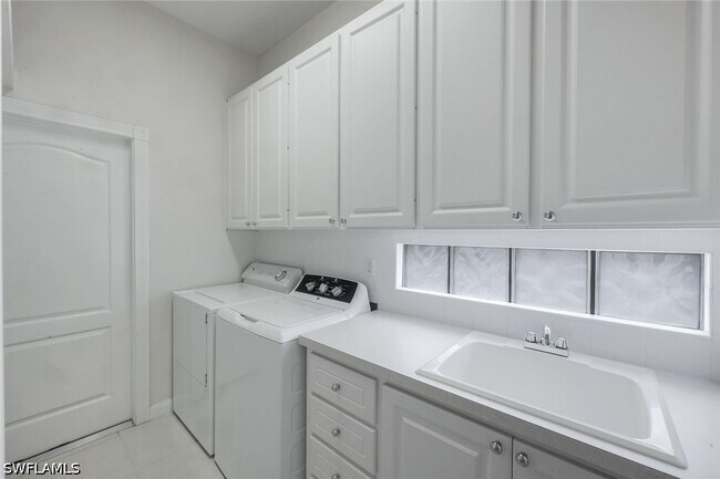 Building Photo - 4471 Prescott Ln