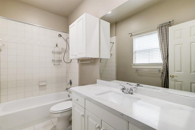 Building Photo - 4235 Bettis Dr