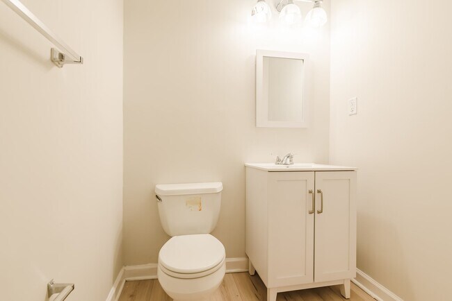 Building Photo - 2706 Marlin Dr
