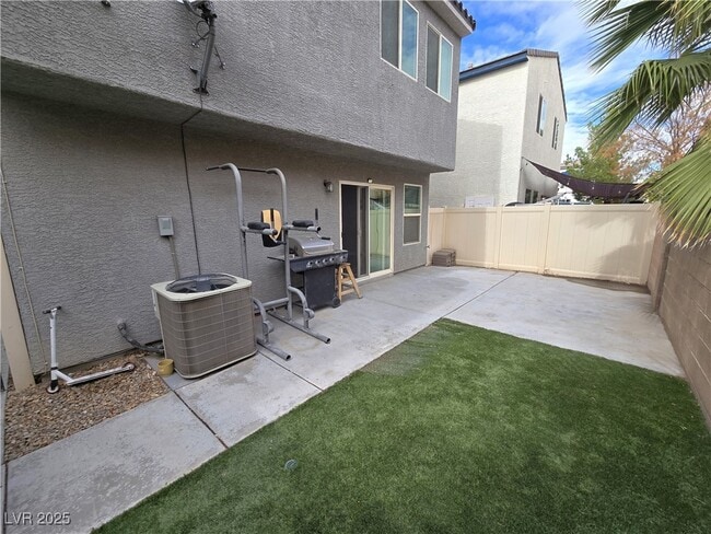 Building Photo - 1888 Molly Meadows St