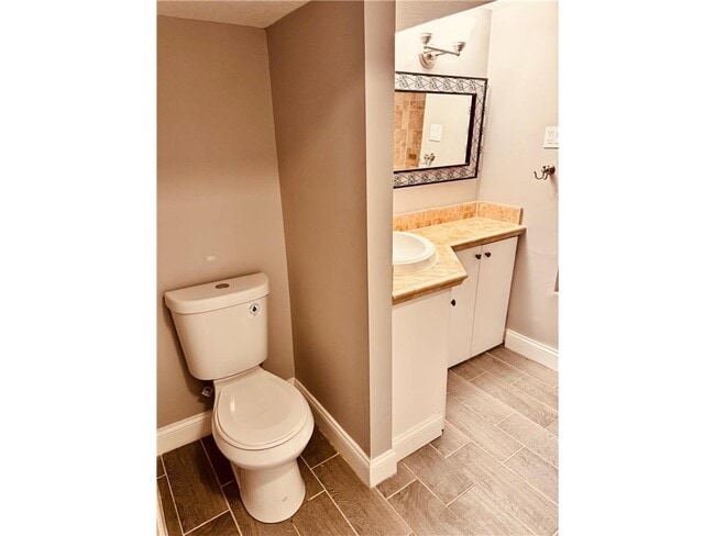 Building Photo - 10701 Vincent Ave S