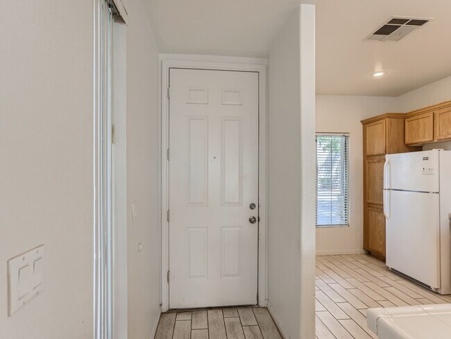 Building Photo - 8278 Annual Ridge St