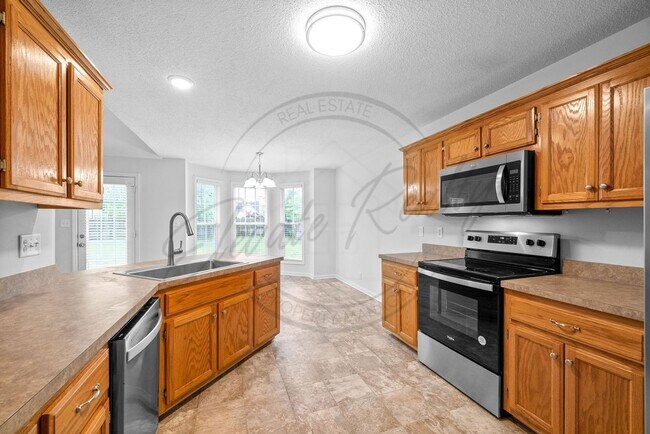 Building Photo - Charming 3 Bedroom Ranch in Clarksville!