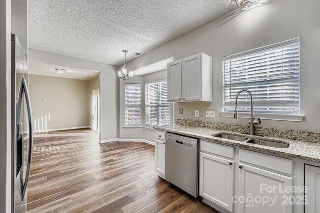 Building Photo - 3538 Joel Turner Dr