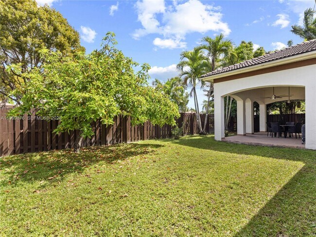 Building Photo - 11339 NW 71st St