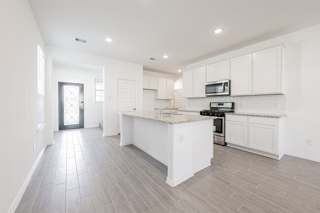 Building Photo - 5731 Tabula Rasa Dr
