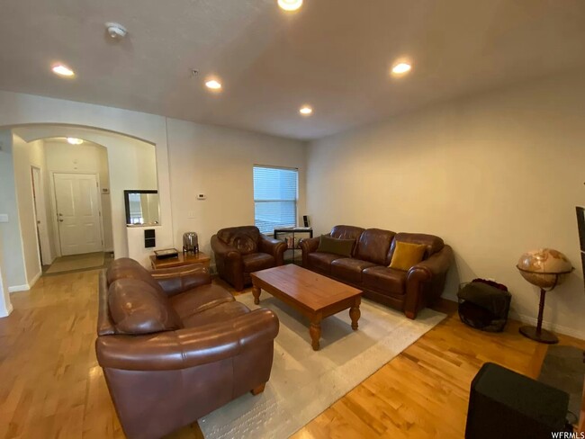 Building Photo - 4587 Red Sage Ct