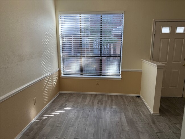 Building Photo - 1103 Dulles Ave