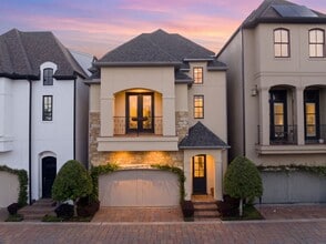 Building Photo - 6527 Clarewood Oak Estates Ln