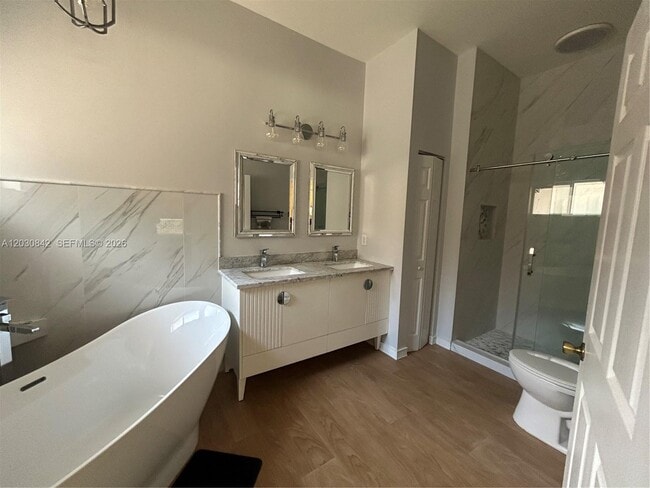 Building Photo - 3073 SW 140th Ave