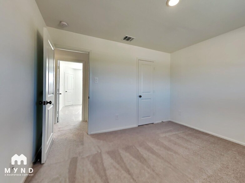 Building Photo - 513 Brook Terrance Ln