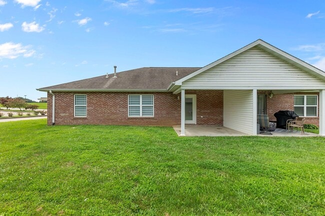 Building Photo - 2644/2646 Travelers Way