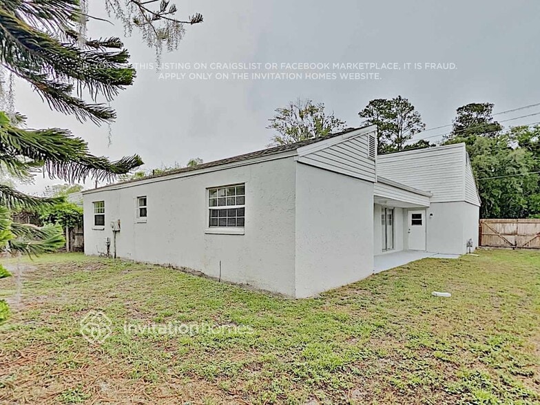 Building Photo - 312 S Moss Rd