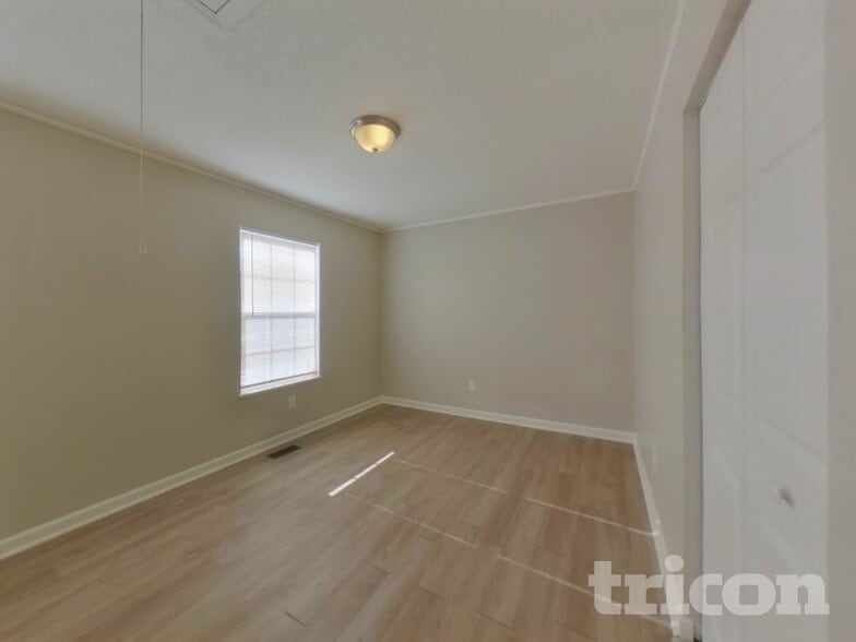 Building Photo - 175 Cascade Dr