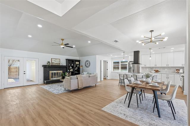 Building Photo - 423 Provincetown Ln