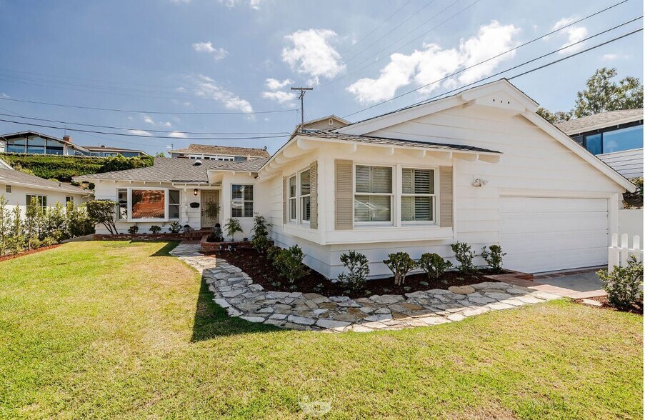 Building Photo - 424 Avenida de Jose