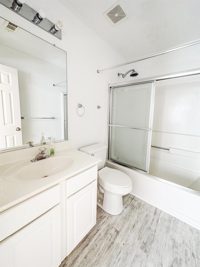 Building Photo - 3247 Hidden Cove Cir NW
