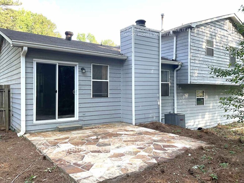 Building Photo - 2479 Wood Meadows Dr