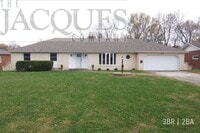 Building Photo - 2930 E Inglewood Ct