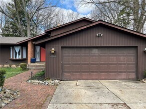 Building Photo - 4665 W Farnhurst Rd