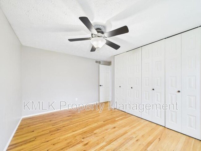 Building Photo - 874 Pleasant St