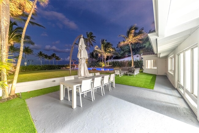 Building Photo - 1663 N Fort Lauderdale Beach Blvd