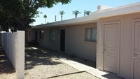 Building Photo - 4940 E Holly St