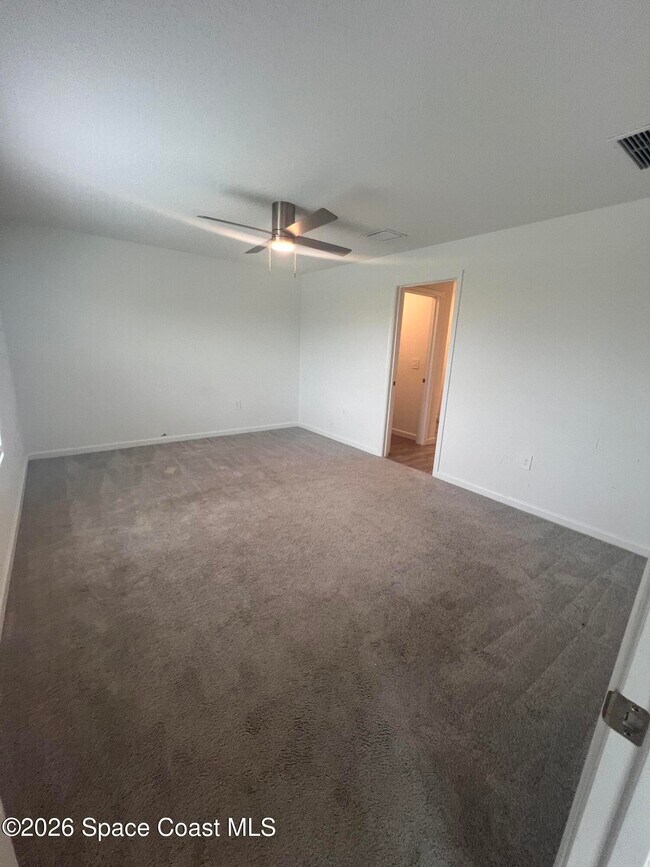 Building Photo - 1668 Colebrook Cir SW