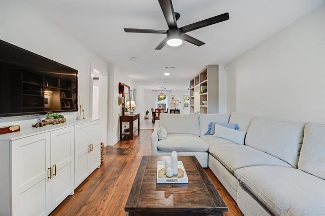 Building Photo - 5029 Locke Ave