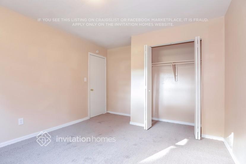 Building Photo - 1720 Darlington Dr